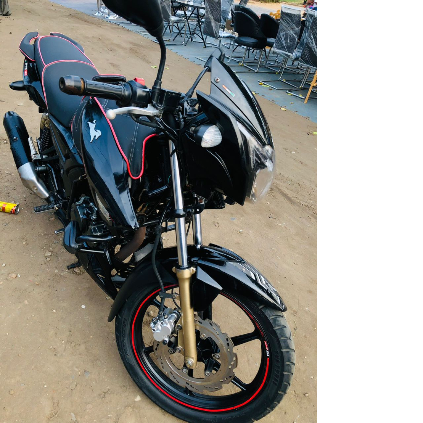 TVS Apache 180