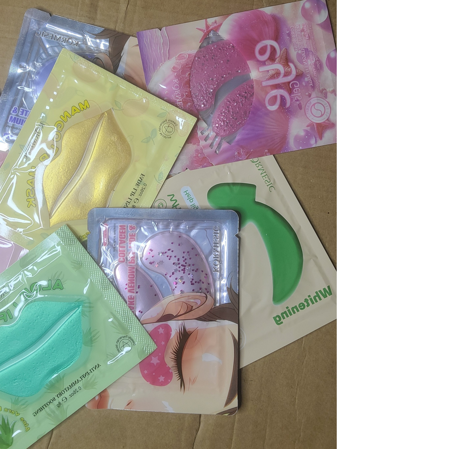 Lot 4 masques anti cerne et 4 masques levres