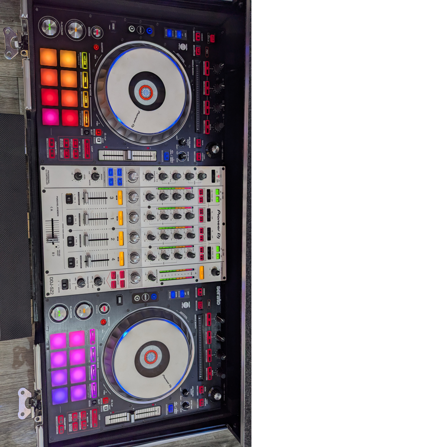 Contrôleur DJ PIONEER DDJ-SZ2 