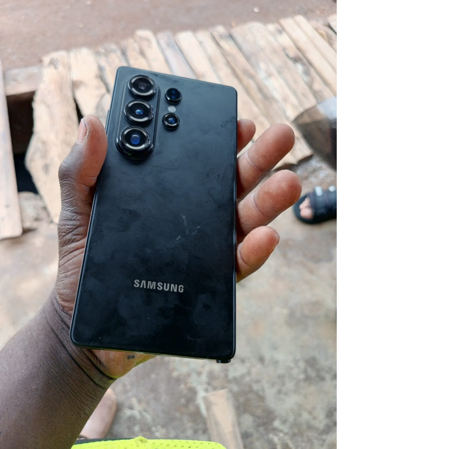 Samsung Galaxy s25 ultra